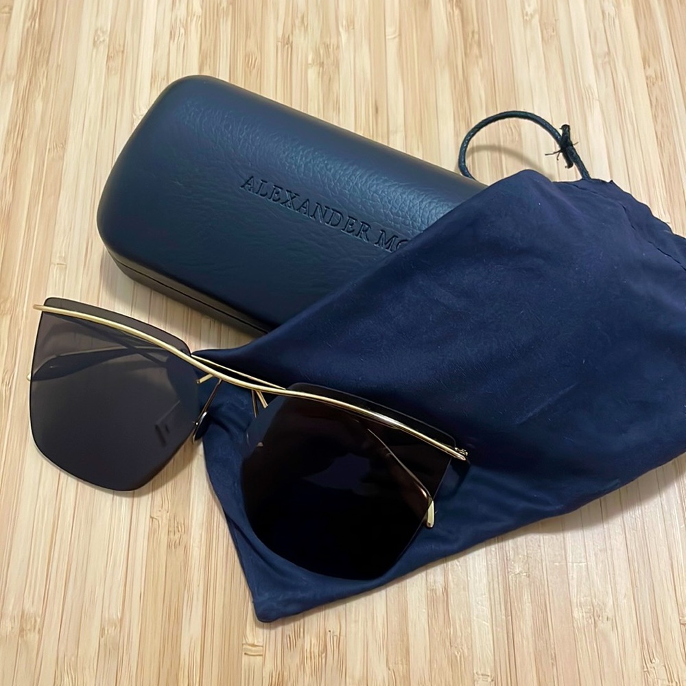 Alexander McQueen sunglasses